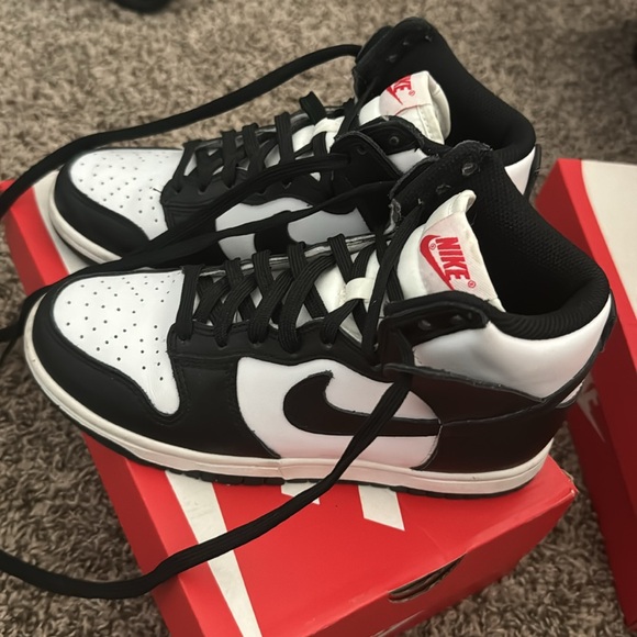 Nike dunk high top Panda - Picture 2 of 5